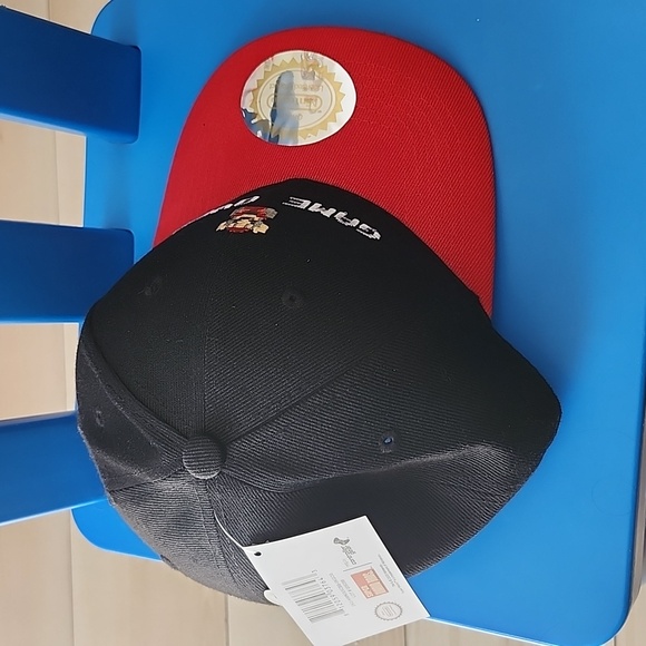 Official Nintendo licensed hat qty 1 - Picture 7 of 8